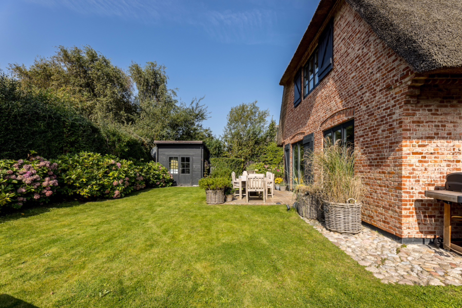 Bild - Moderne Haushälfte mit Einzelhauscharakter