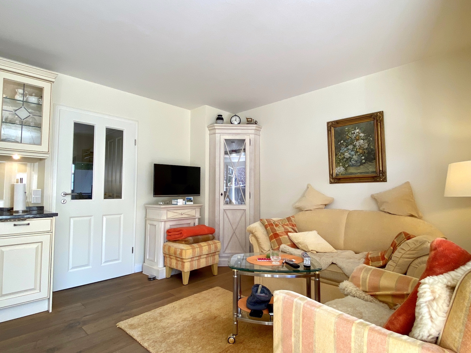 Bild - Erdgeschosswohnung mit Südterrasse und kleinem Gartengrundstück