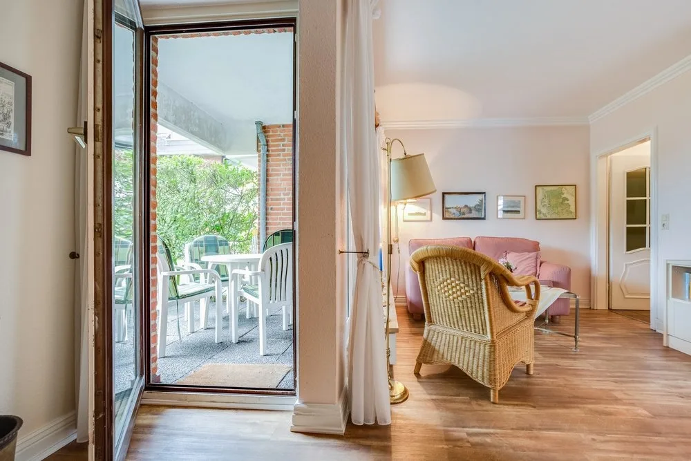 Bild - Charmantes Zwei-Zimmer-Appartement am Wenningstedter Dorfteich -Reserviert-