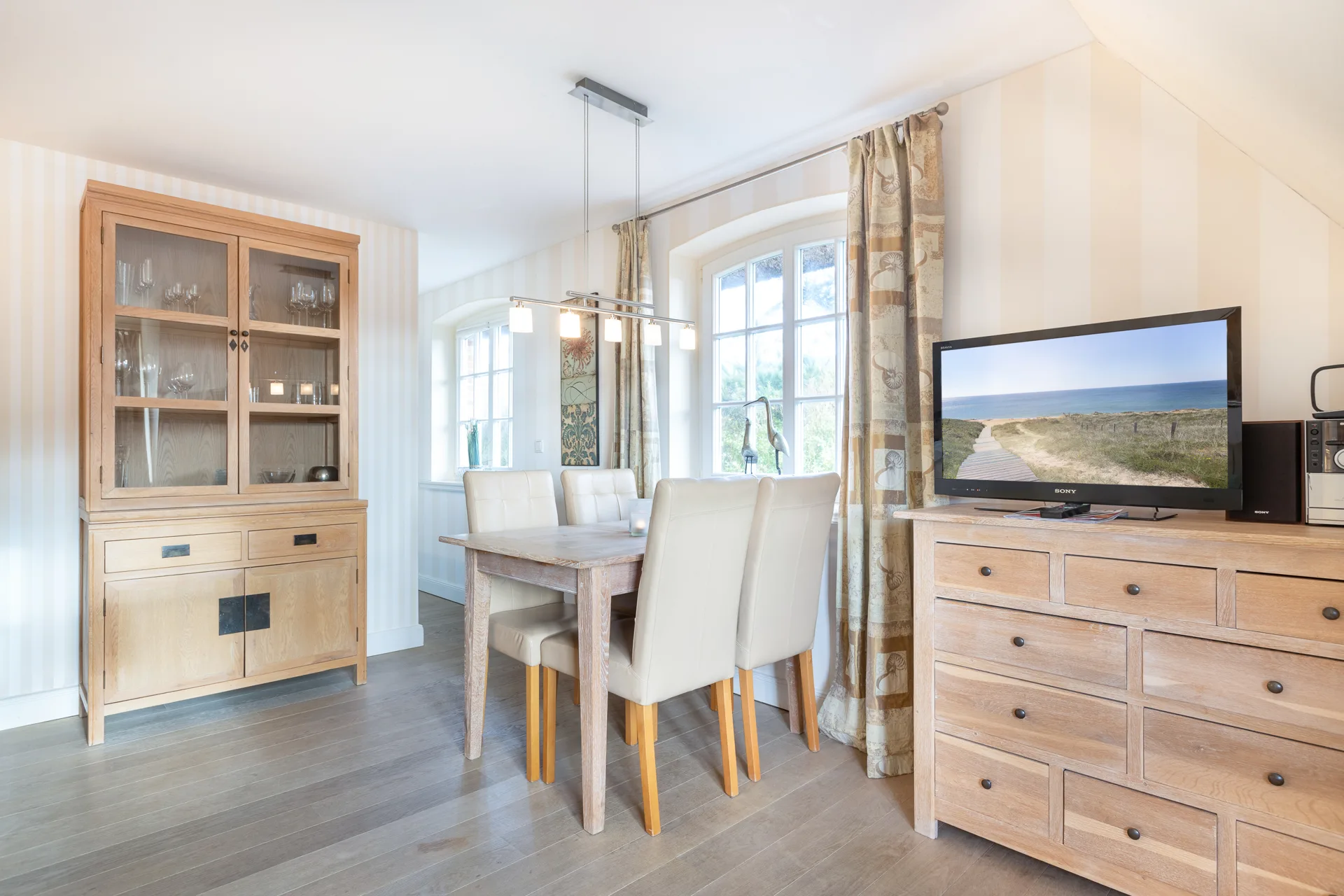 Bild - Reetgedeckte Obergeschosswohnung in den Dünen von Rantum