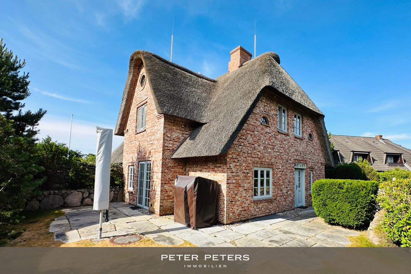Wunderschöne reetgedeckte Haushälfte fussläufig zum Wattenmeer, 25980 Sylt-Ost / Munkmarsch, Doppelhaushälfte