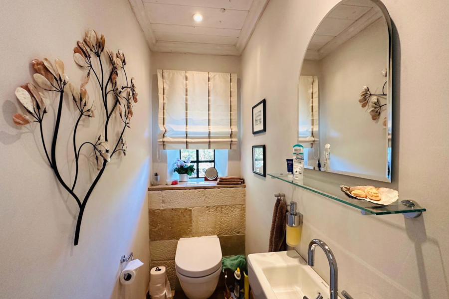 Bild - Wunderschöne reetgedeckte Haushälfte fussläufig zum Wattenmeer