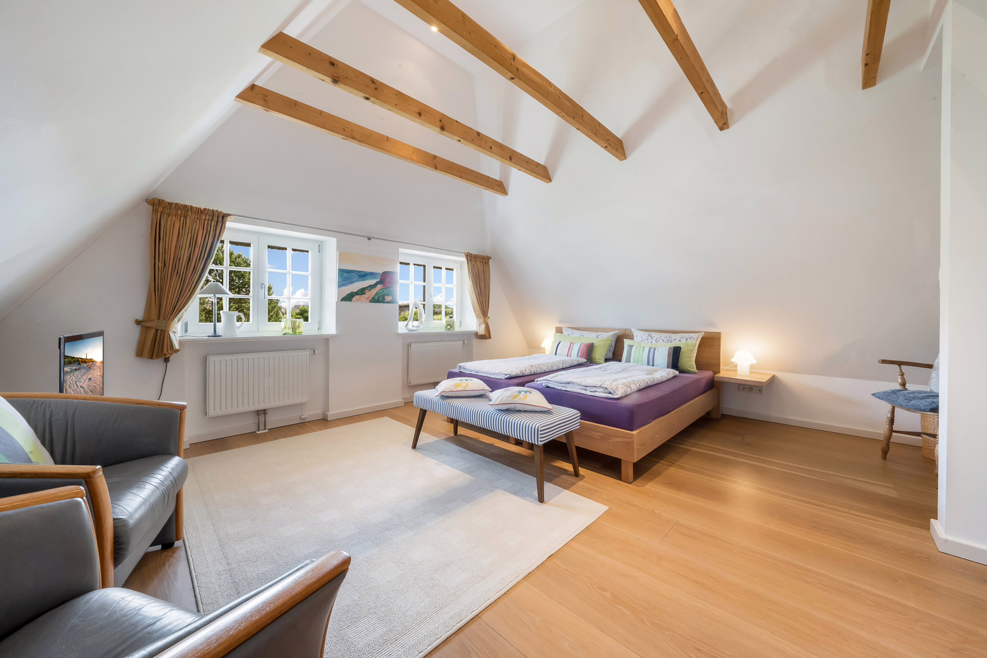 Bild - Ruhiges Einzelhaus mit Einliegerwohnung