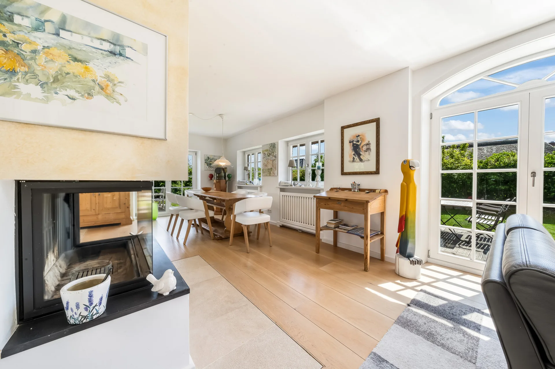 Bild - Ruhiges Einzelhaus mit Einliegerwohnung
