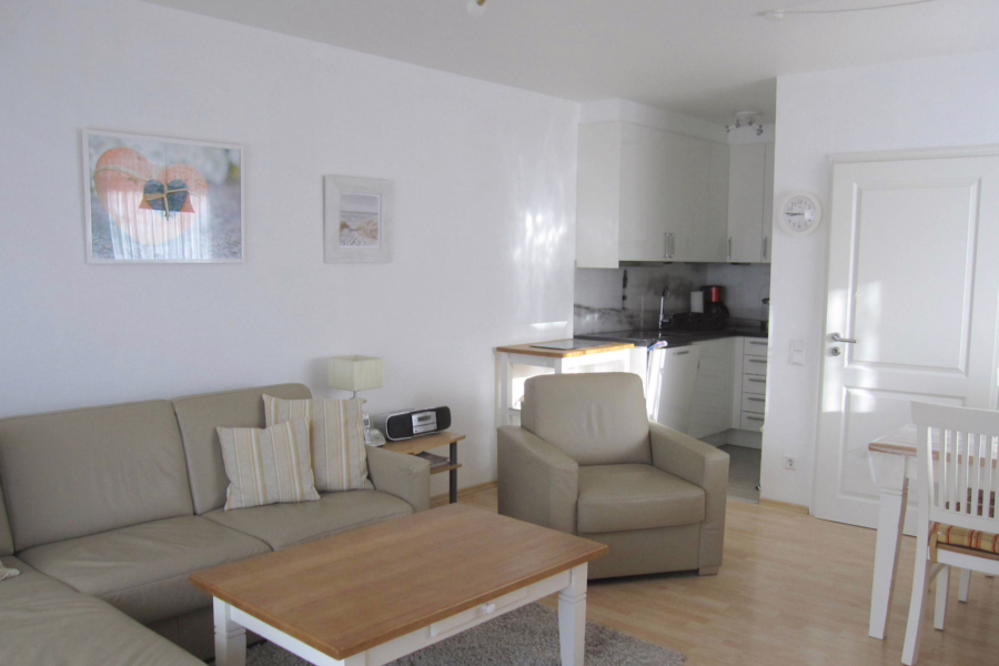 Bild - Strandnahe 4-Zimmer-Wohnung in ruhiger Lage im Süden von Westerland