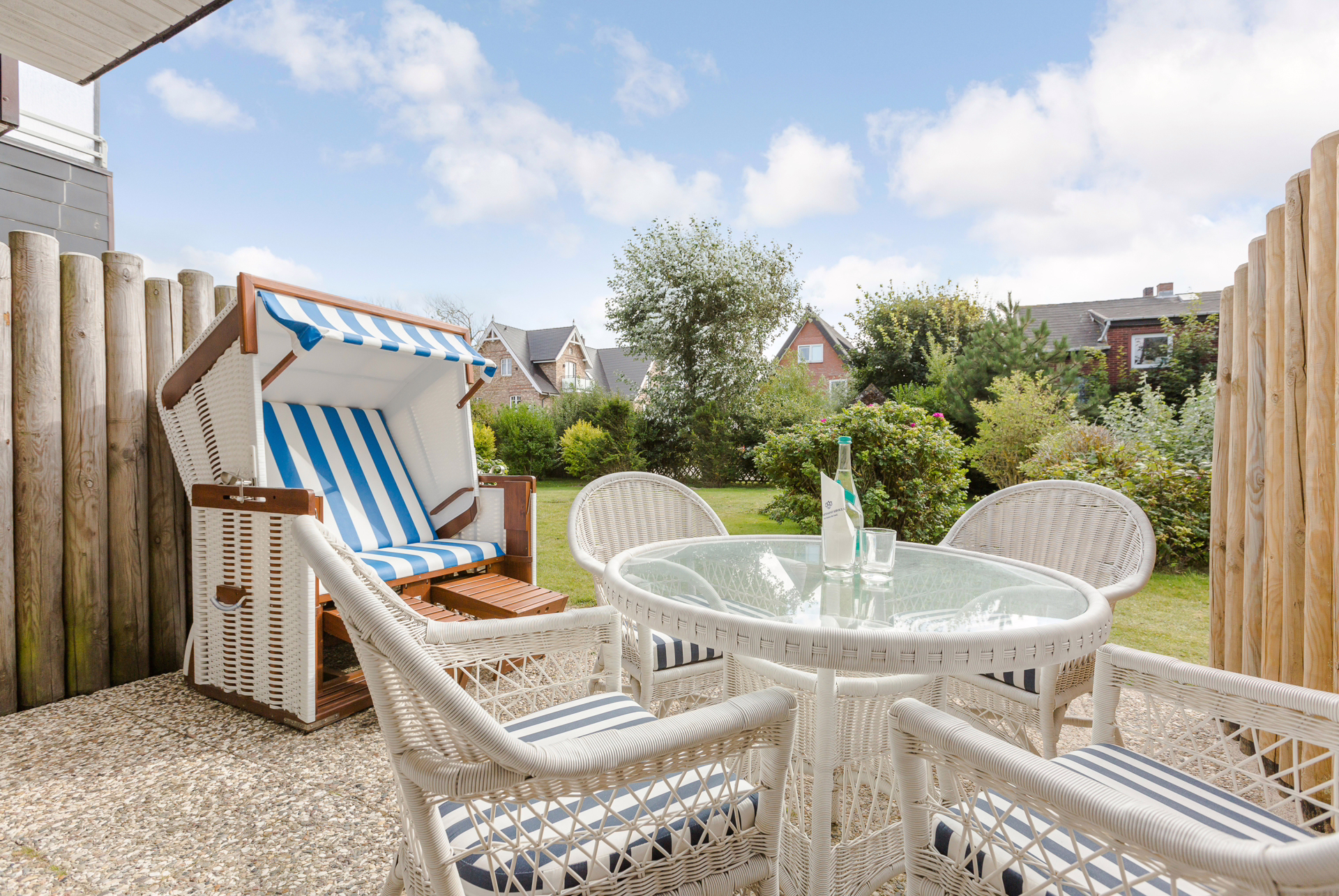 Bild - Charmante Erdgeschosswohnung zwischen Weststrand und Dorfteich mit sonniger Terrasse