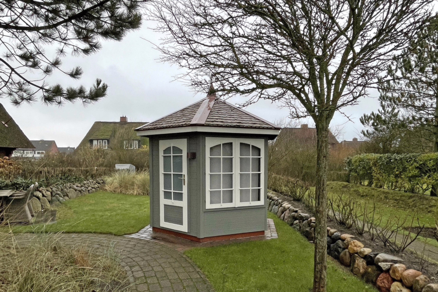 Bild - Sehr schönes Hausteil unter Reet in Wenningstedt